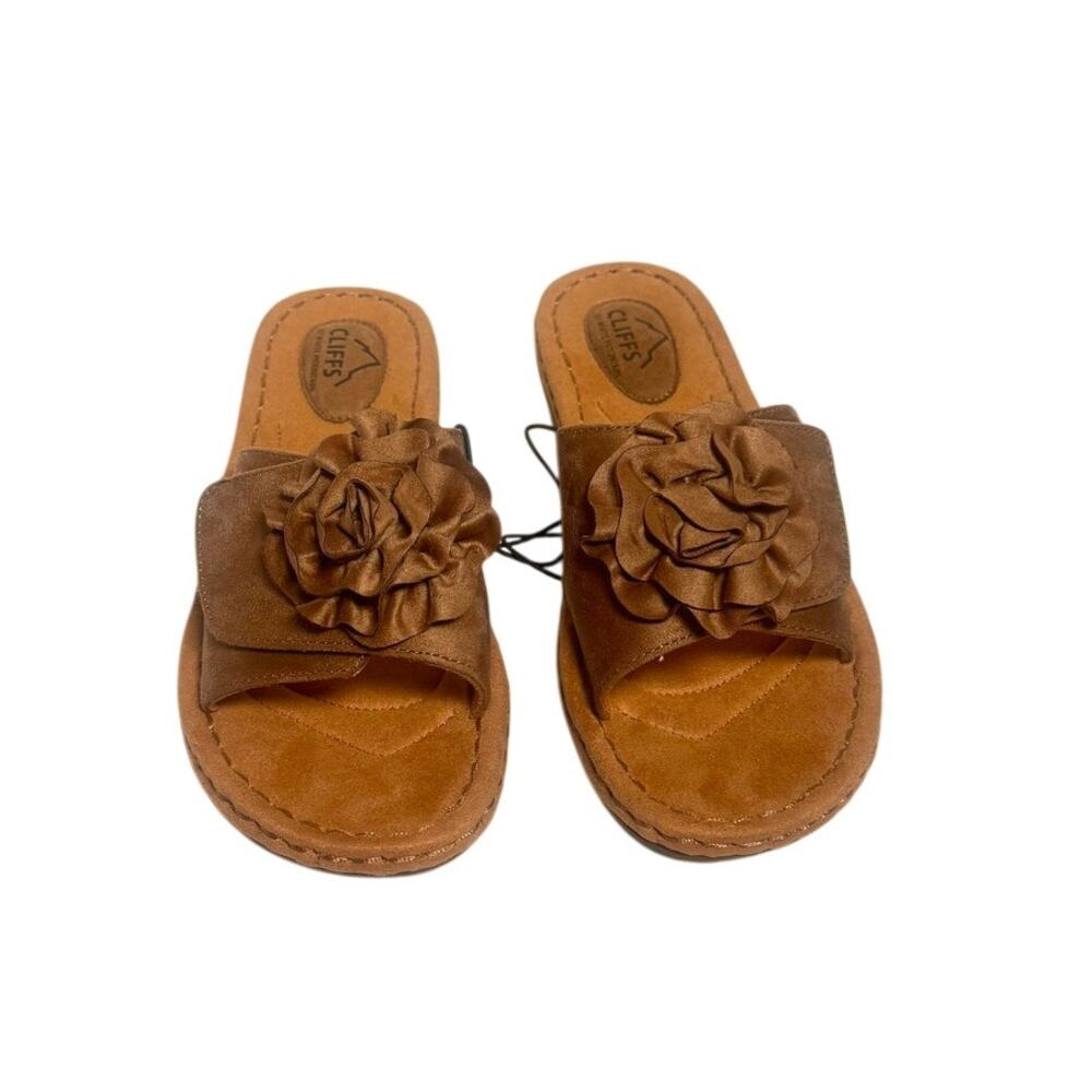 Cliffs by White Mountain Casmyn Women's Mocha Flower Thong Sandals Size 9.5